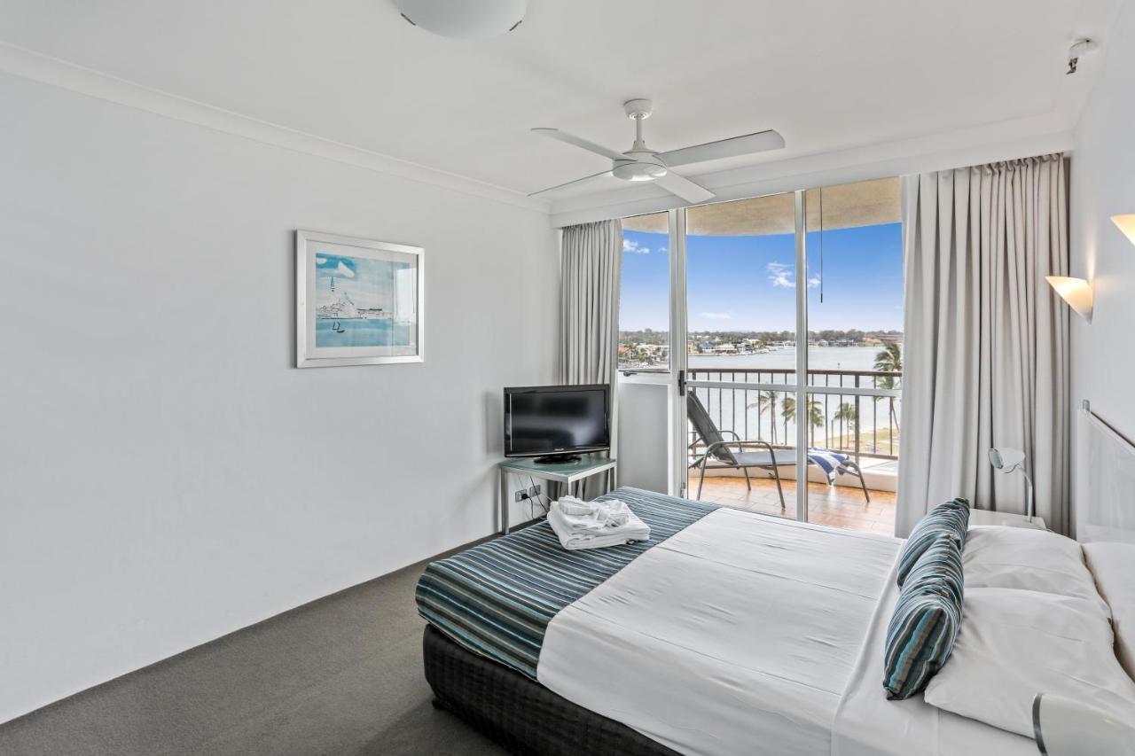 Spectrum Holiday Apartments Gold Coast Exterior photo