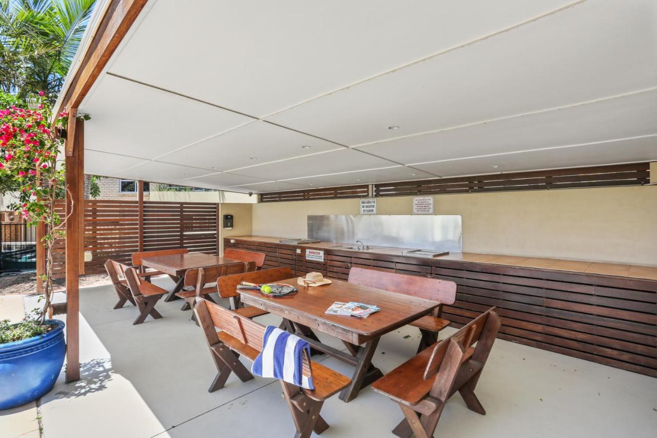 Spectrum Holiday Apartments Gold Coast Exterior photo