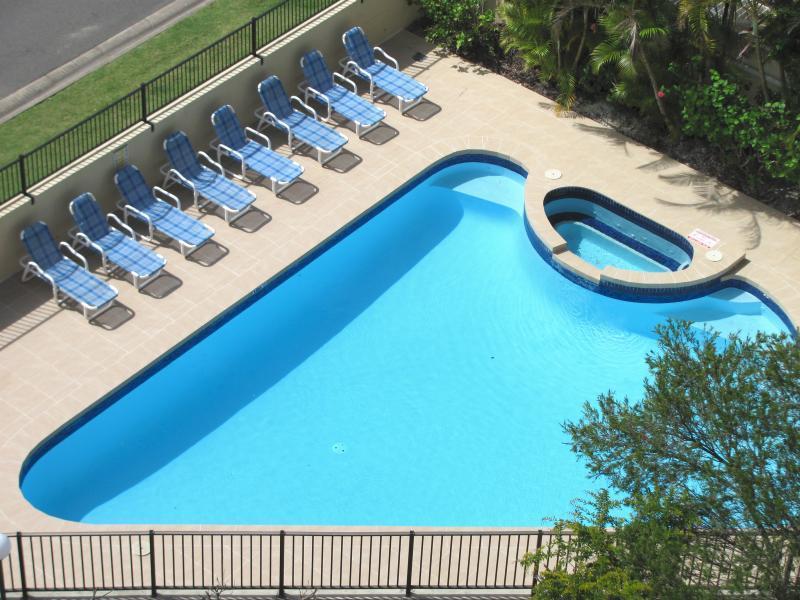 Spectrum Holiday Apartments Gold Coast Exterior photo