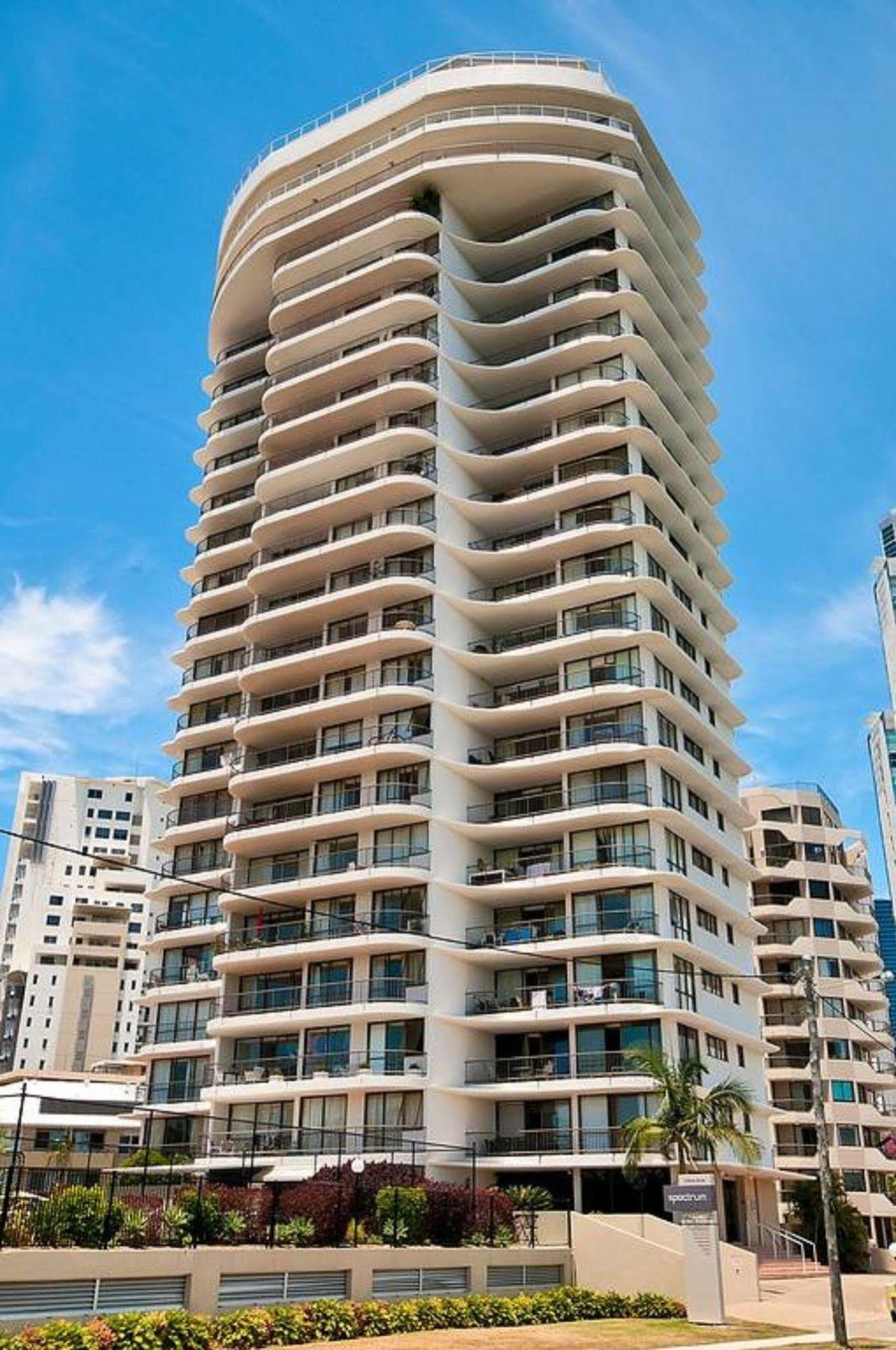 Spectrum Holiday Apartments Gold Coast Exterior photo