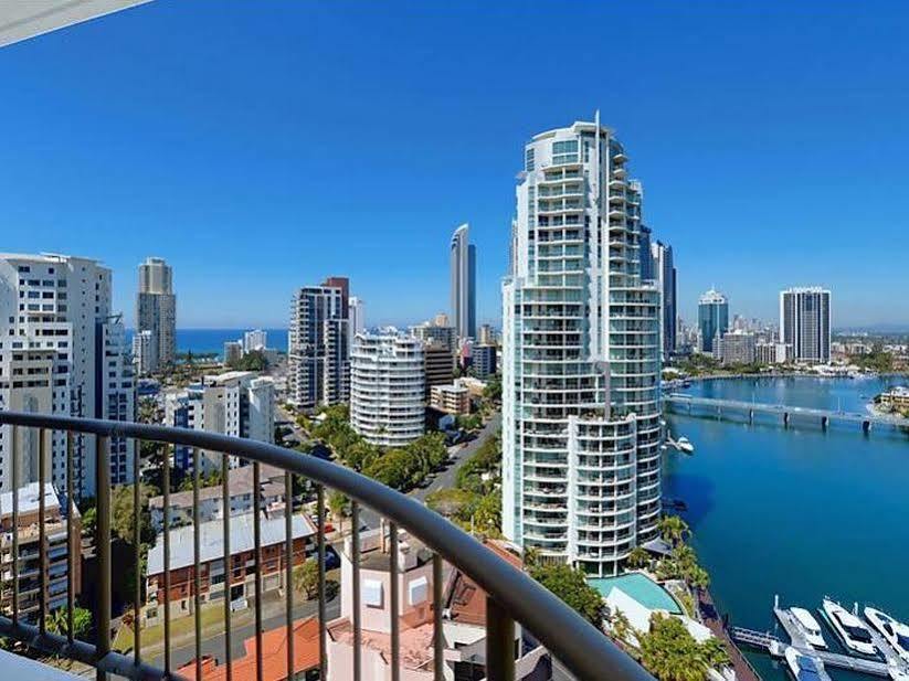 Spectrum Holiday Apartments Gold Coast Exterior photo